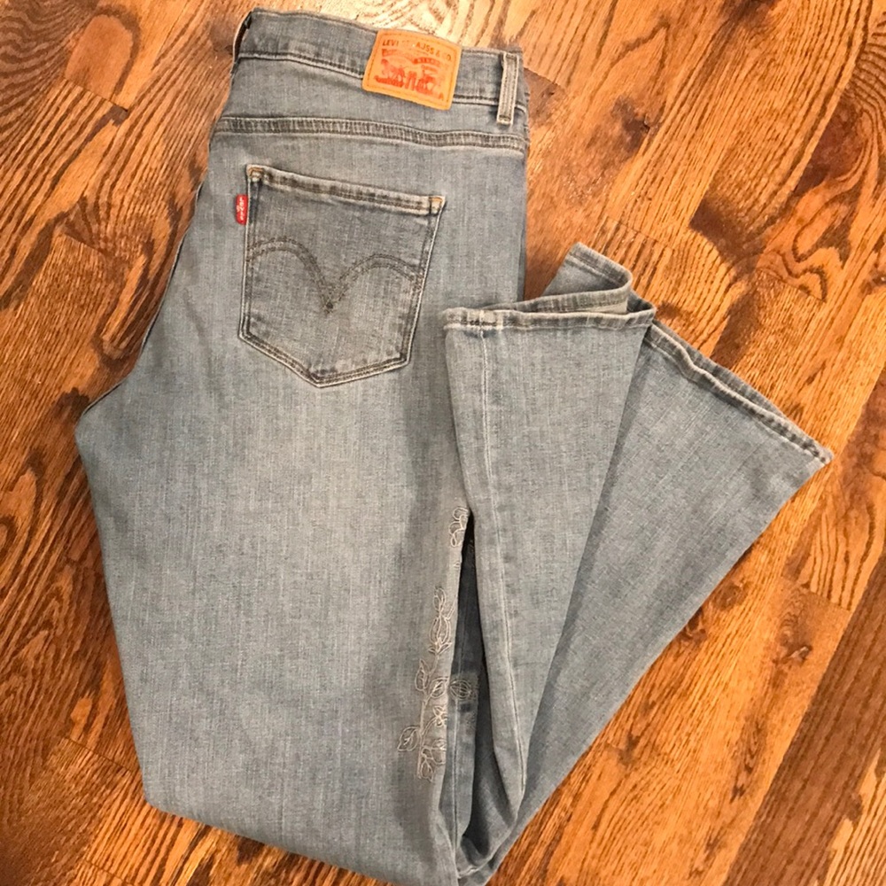 Levi’s Classic Bootcut Jeans